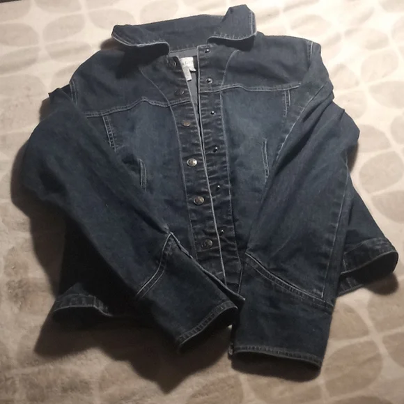 Jacket - Picture 2 of 4